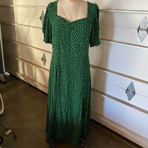 H&M Green Floral Mid Length Dress Size M